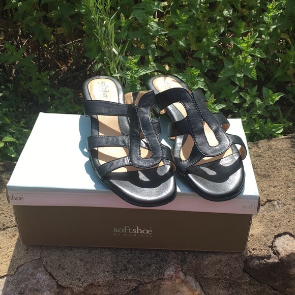 Black Leather Sandals - Picture 7 of 7